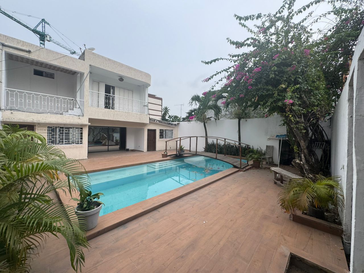 VILLA EN LOCATION A BIETRY BOULEVARD DE MARSEILLE