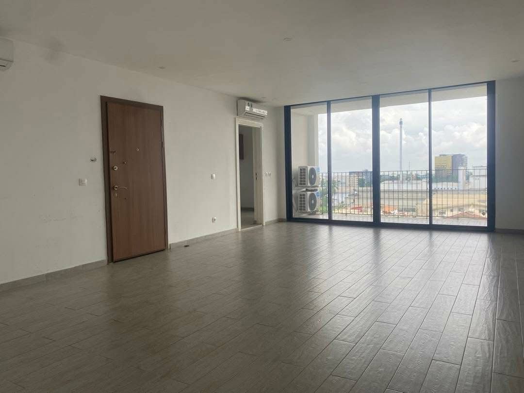 A LOUER APPARTEMENTS ZONE 4 RUE DU CANAL