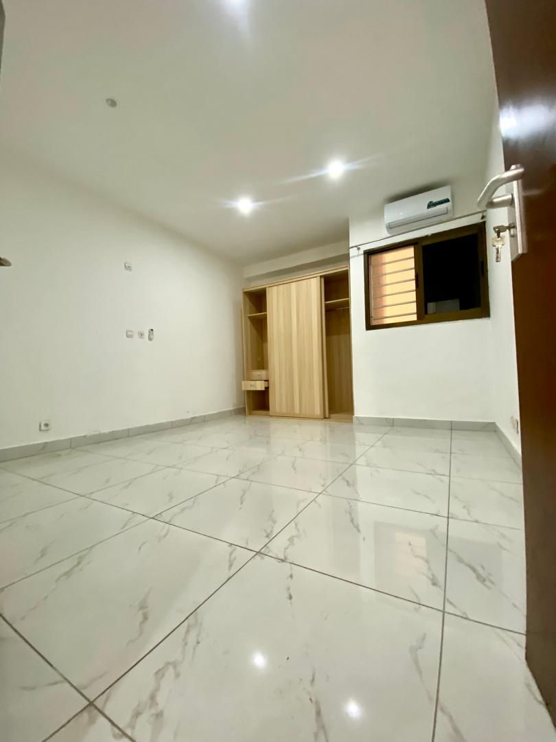 VILLA EN VENTE AU 2 PLATEAUX 7 EME TRANCHE