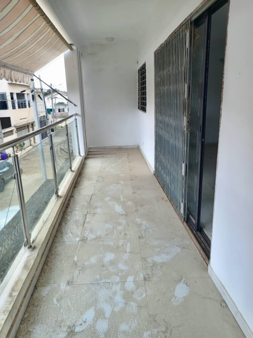 LOCATION VILLA 6 PIECES A BINGERVILLE HÔPITAL MÈRE ENFANT — vue 4