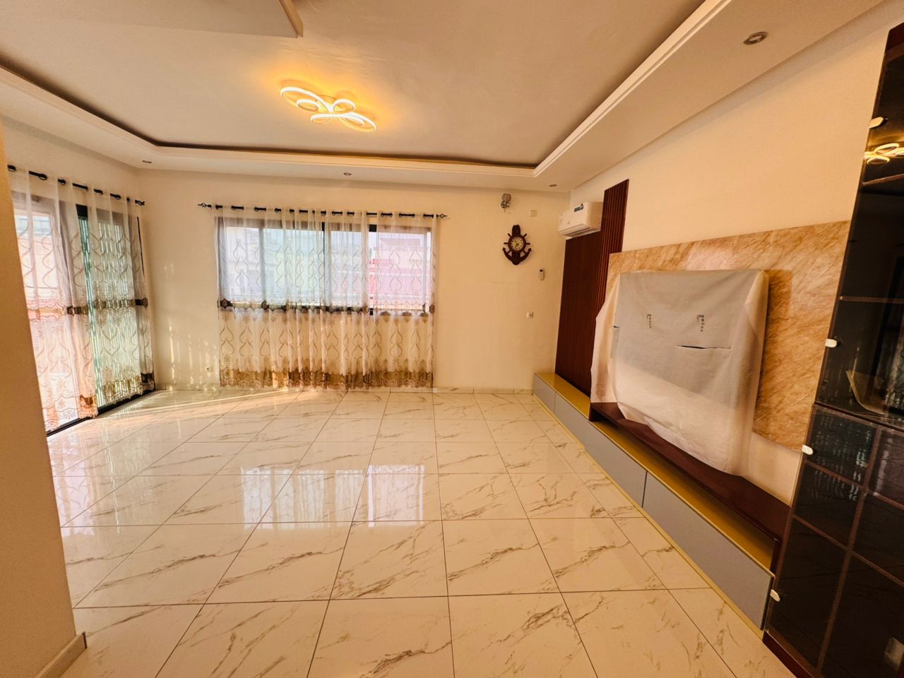 VILLA EN LOCATION A LA RIVIERA FAYA — vue 5