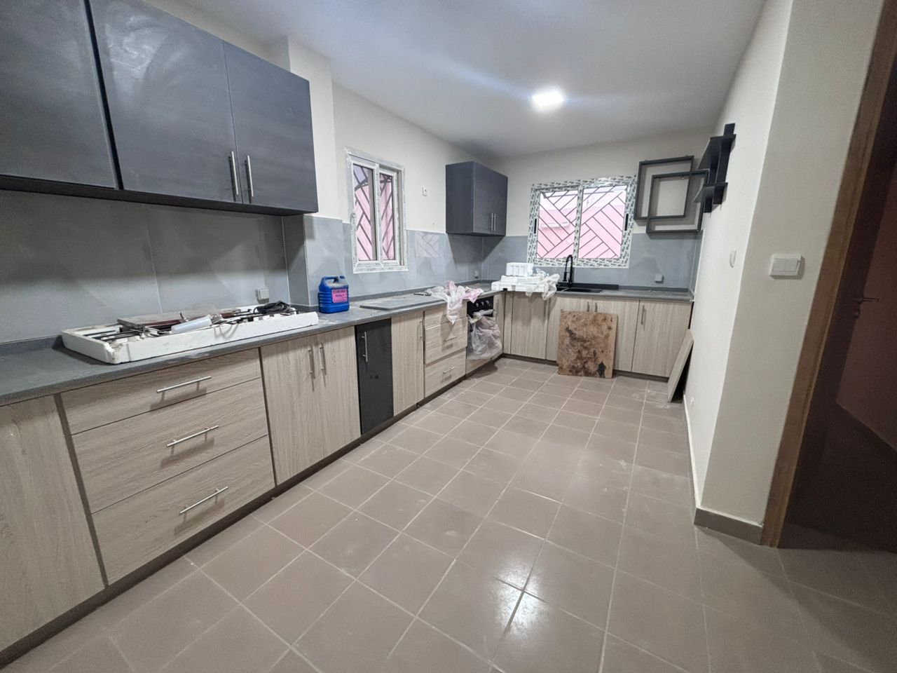VILLA EN LOCATION - ROUTE BASSAM CITE PALMYRE — vue 3