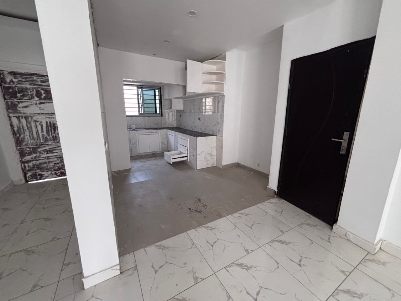 VILLA EN LOCATION A LA CITE SIPIM SUR LA ROUTE DE BASSAM — vue 4
