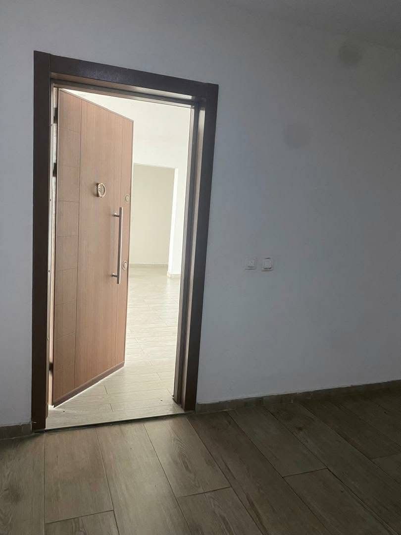 A LOUER APPARTEMENTS ZONE 4 RUE DU CANAL — vue 2